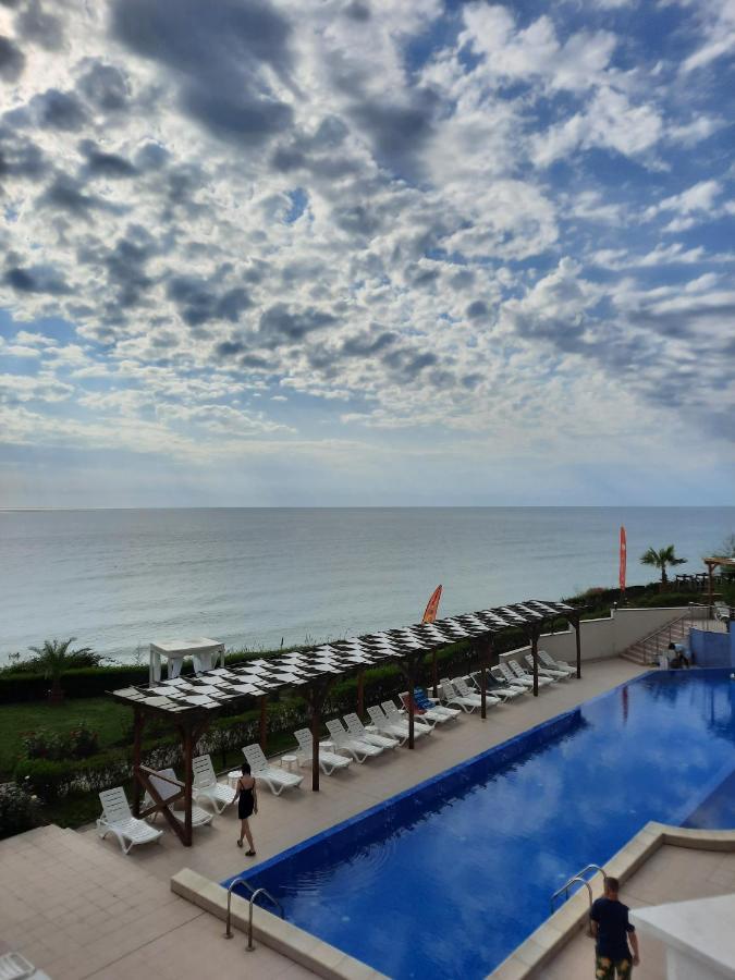 Byala Vista Cliff Apartments Exterior photo